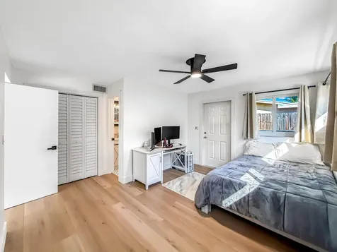 1098 W Camino Real Boca Raton FL 33486