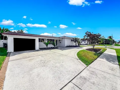 1098 W Camino Real Boca Raton FL 33486