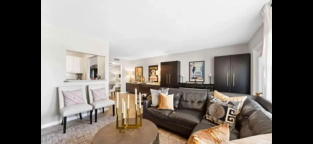 321 Dorset Boca Raton FL 33434