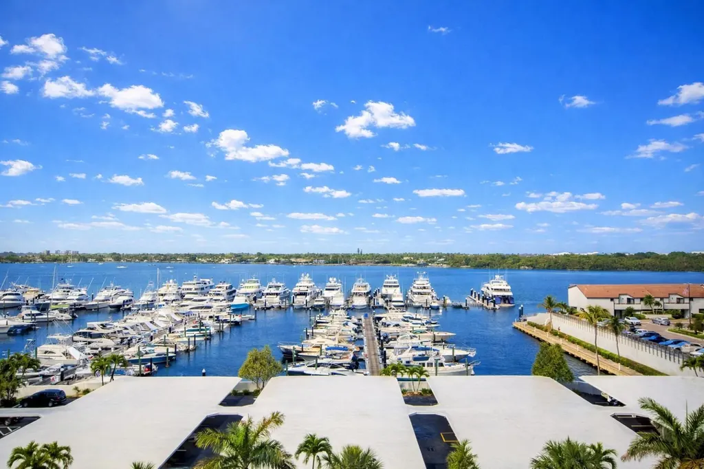 115 Lakeshore Drive North Palm Beach FL 33408