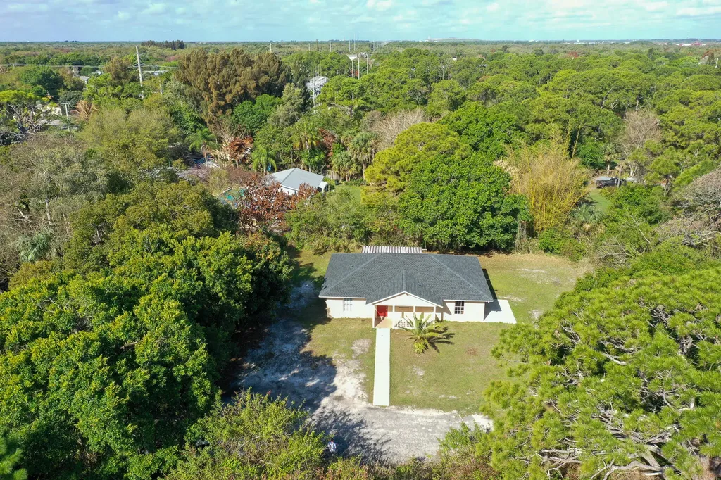 620 W Weatherbee Road Fort Pierce FL 34982