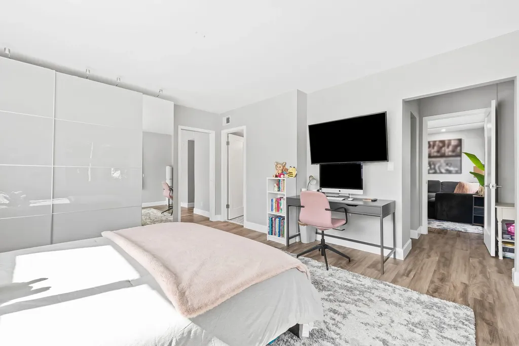 1881 Middle River Drive Fort Lauderdale FL 33305