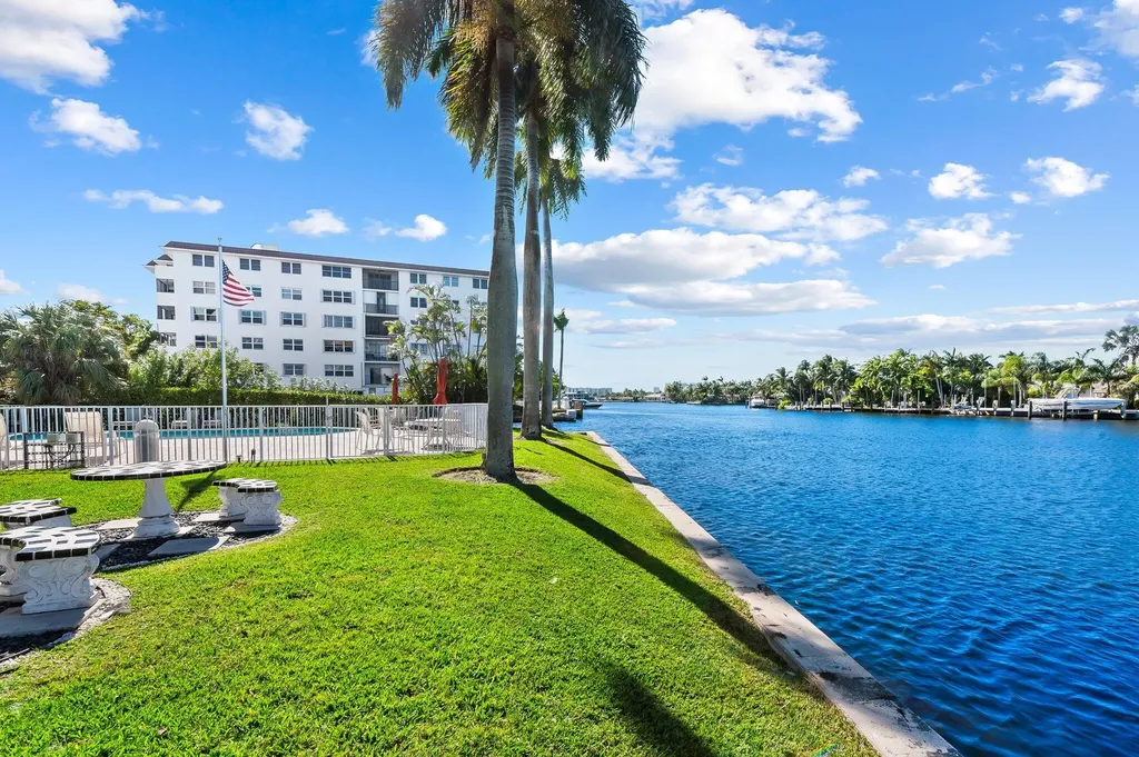 1881 Middle River Drive Fort Lauderdale FL 33305