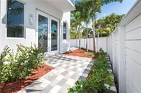 1617 NE 8th Street Fort Lauderdale FL 33304