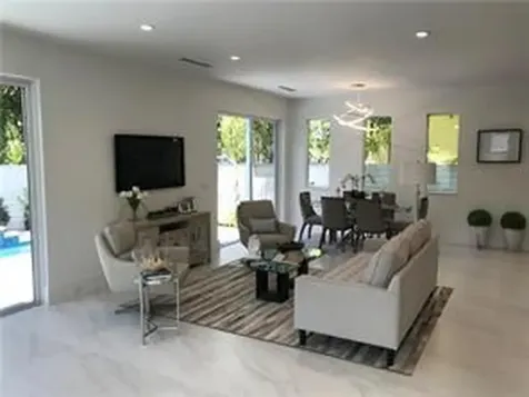 1617 NE 8th Street Fort Lauderdale FL 33304