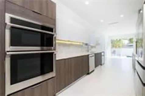1617 NE 8th Street Fort Lauderdale FL 33304