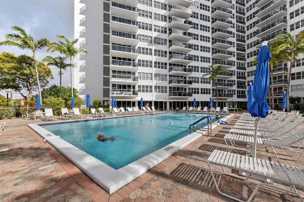3300 NE 36th Street Fort Lauderdale FL 33308