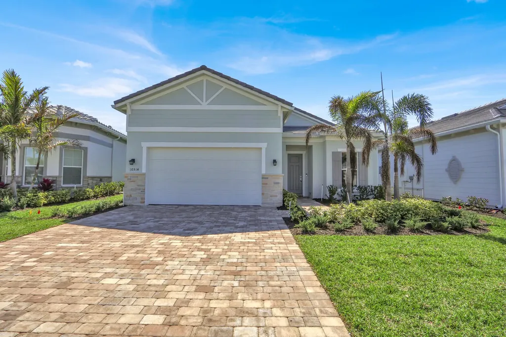 10514 Northbrook Circle Palm Beach Gardens FL 33412