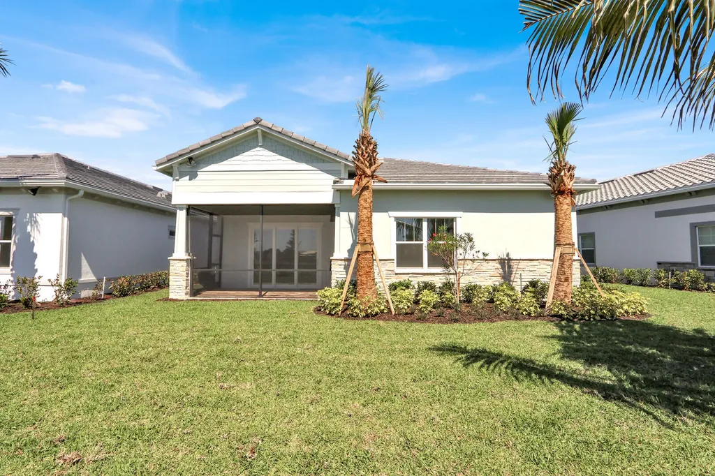 10514 Northbrook Circle Palm Beach Gardens FL 33412