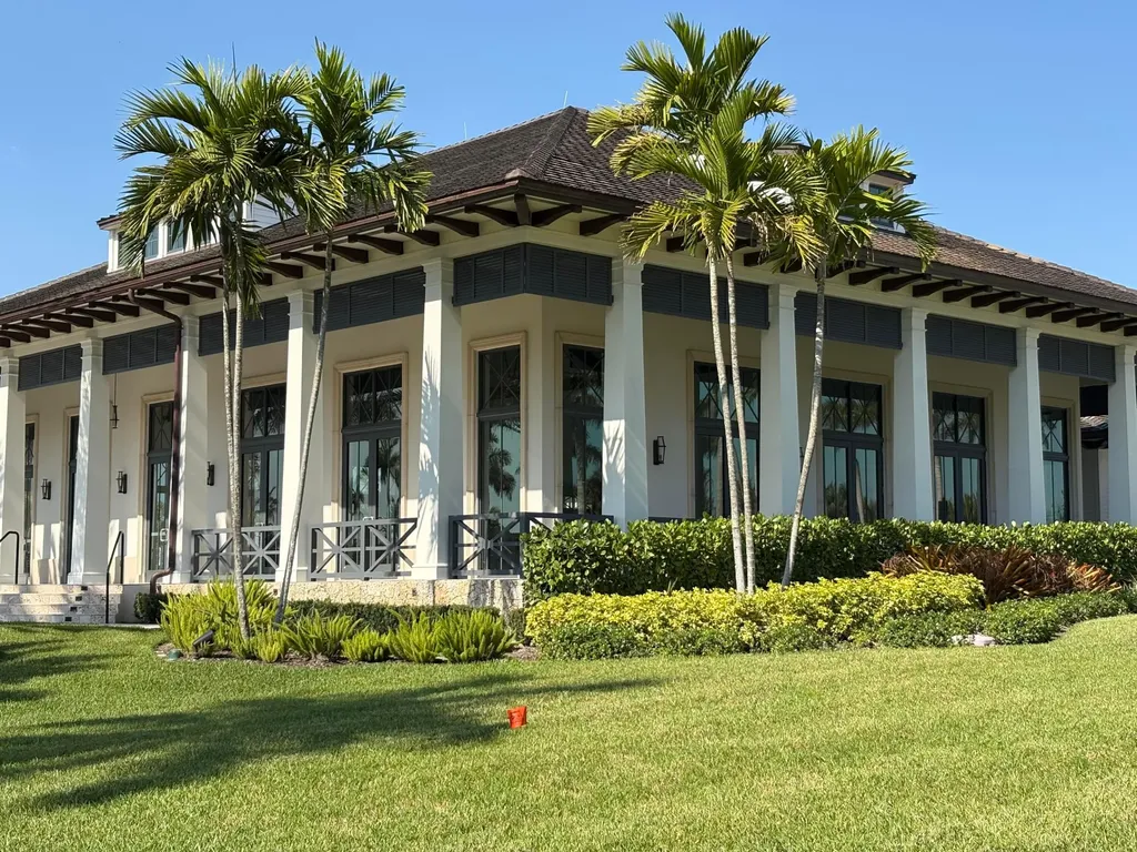 10514 Northbrook Circle Palm Beach Gardens FL 33412