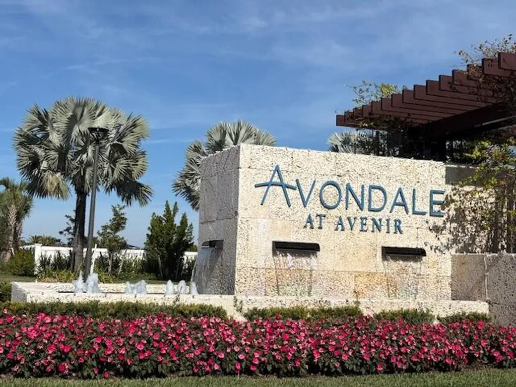 10514 Northbrook Circle Palm Beach Gardens FL 33412
