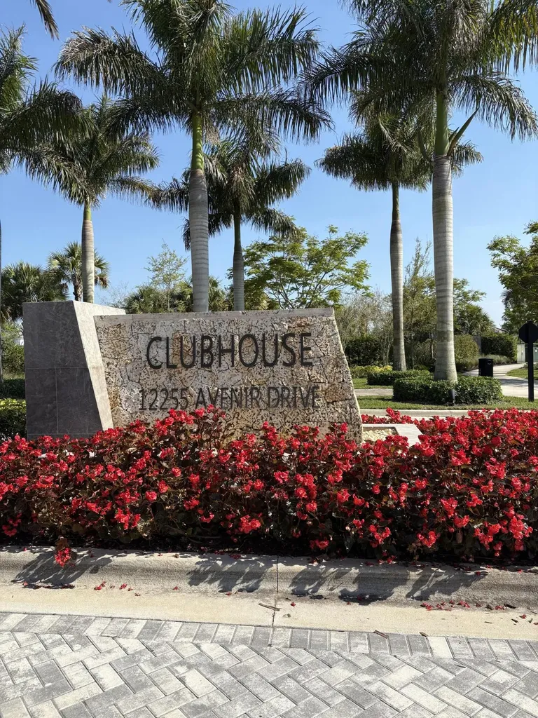 10514 Northbrook Circle Palm Beach Gardens FL 33412