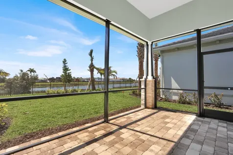 10514 Northbrook Circle Palm Beach Gardens FL 33412