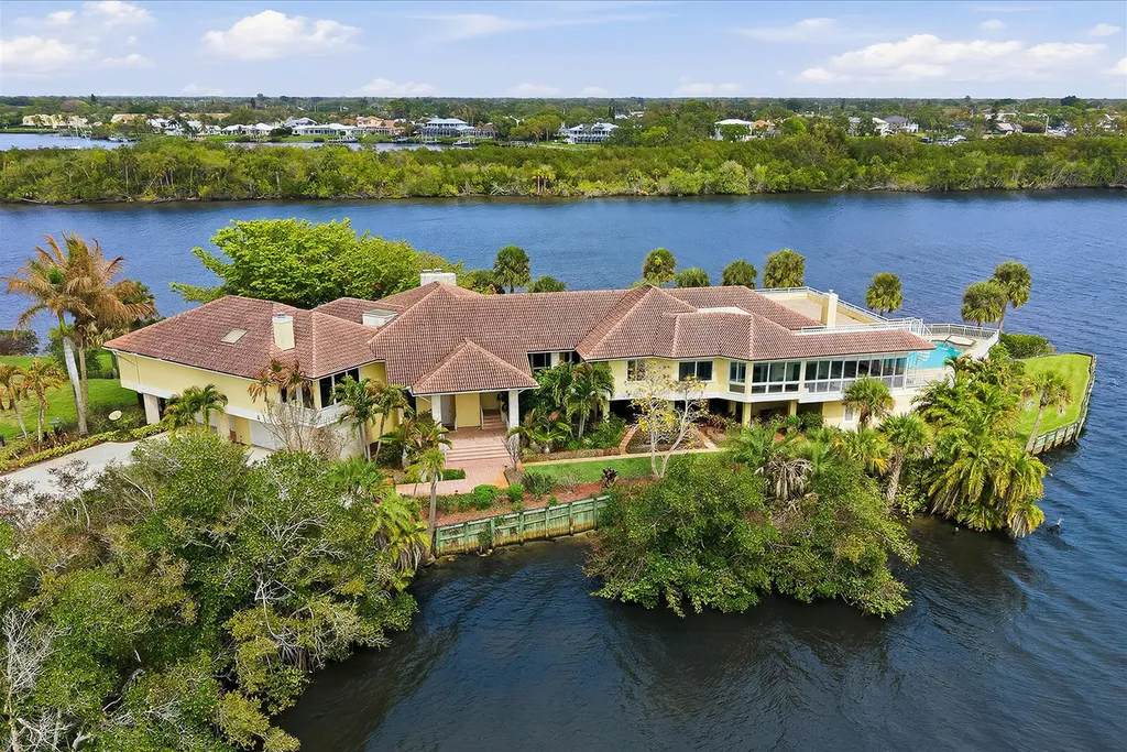 12198 SE Riverbend Lane Port St Lucie FL 34984