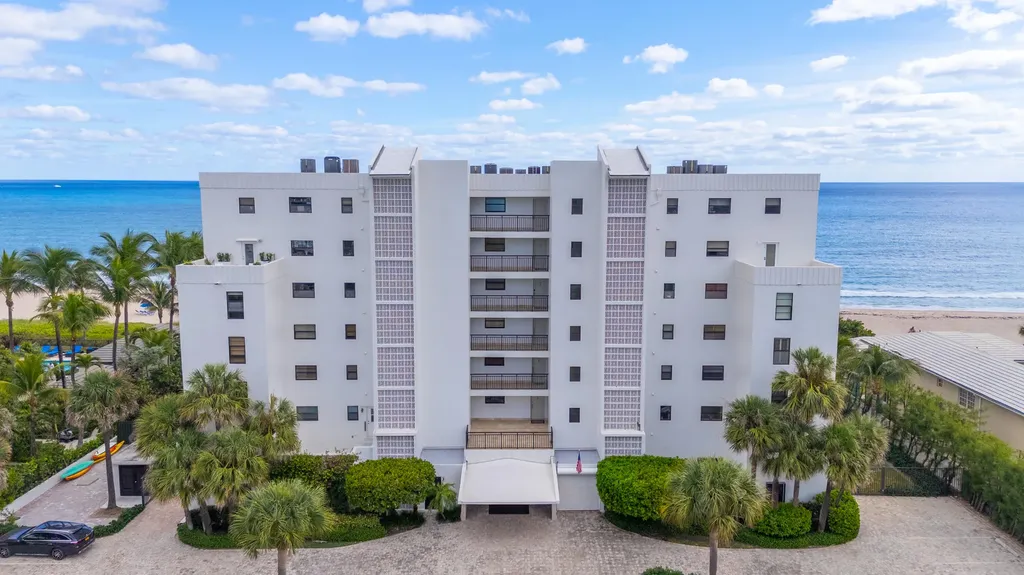3951 N Ocean Boulevard Gulf Stream FL 33483