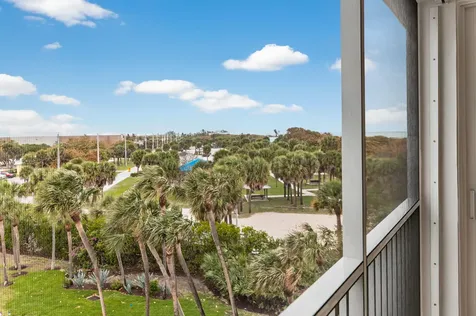 669 NE Plantation Road Stuart FL 34996