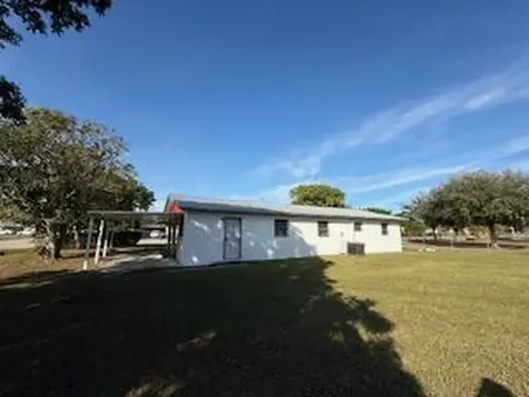 1063 Louisiana Avenue Clewiston FL 33440