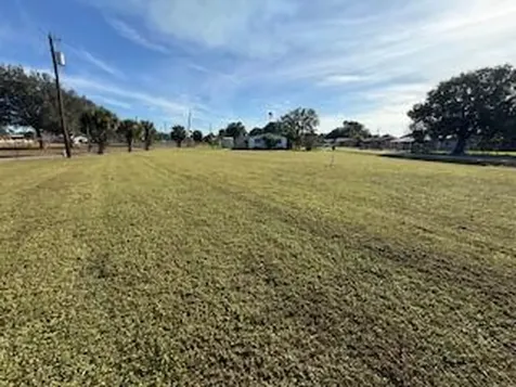 1063 Louisiana Avenue Clewiston FL 33440