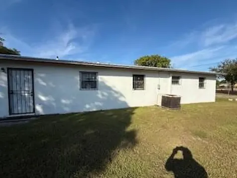 1063 Louisiana Avenue Clewiston FL 33440