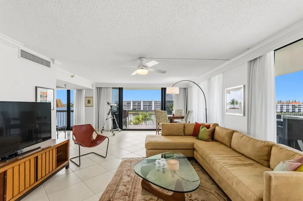 115 Lakeshore Drive North Palm Beach FL 33408