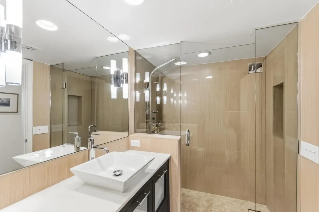 115 Lakeshore Drive North Palm Beach FL 33408