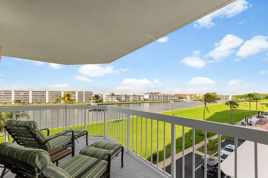 115 Lakeshore Drive North Palm Beach FL 33408