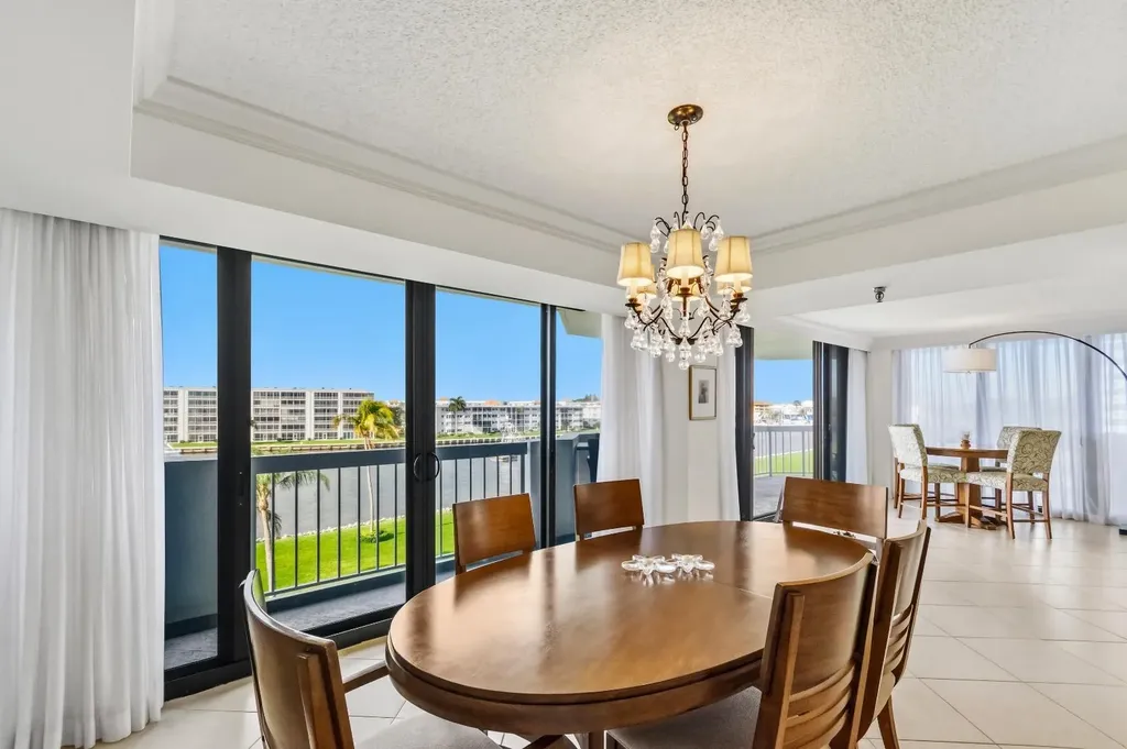 115 Lakeshore Drive North Palm Beach FL 33408