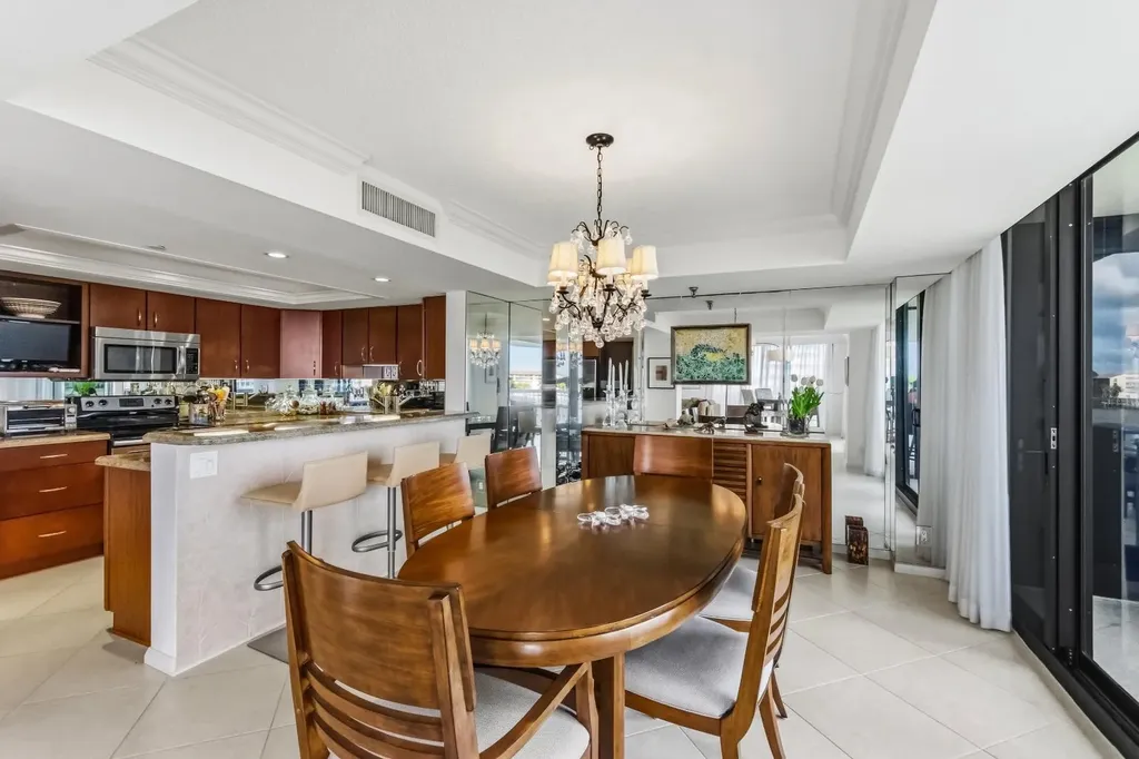 115 Lakeshore Drive North Palm Beach FL 33408