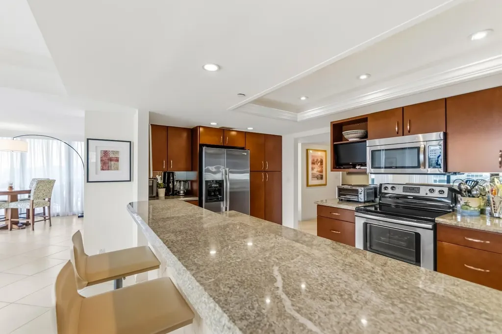 115 Lakeshore Drive North Palm Beach FL 33408