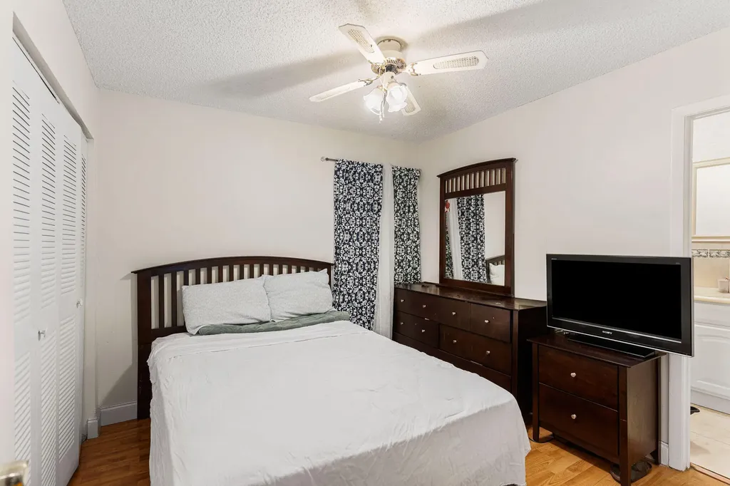 14681 N Beckley Square Davie FL 33325