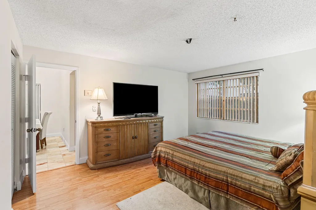14681 N Beckley Square Davie FL 33325