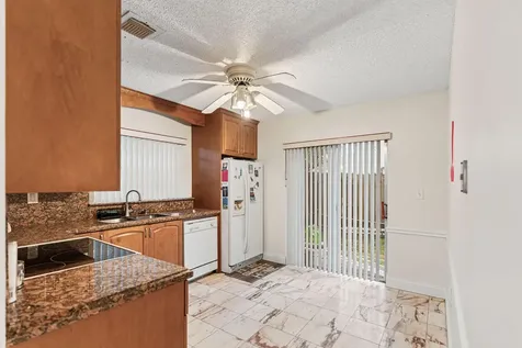 14681 N Beckley Square Davie FL 33325