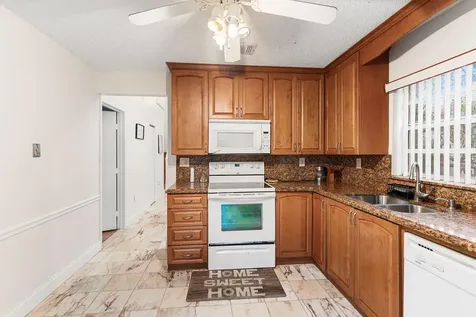 14681 N Beckley Square Davie FL 33325