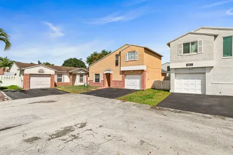 14681 N Beckley Square Davie FL 33325