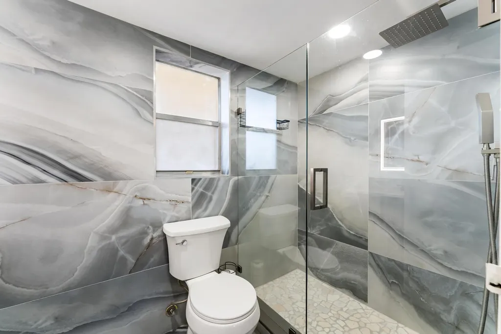 3654 Via Poinciana Lake Worth FL 33467