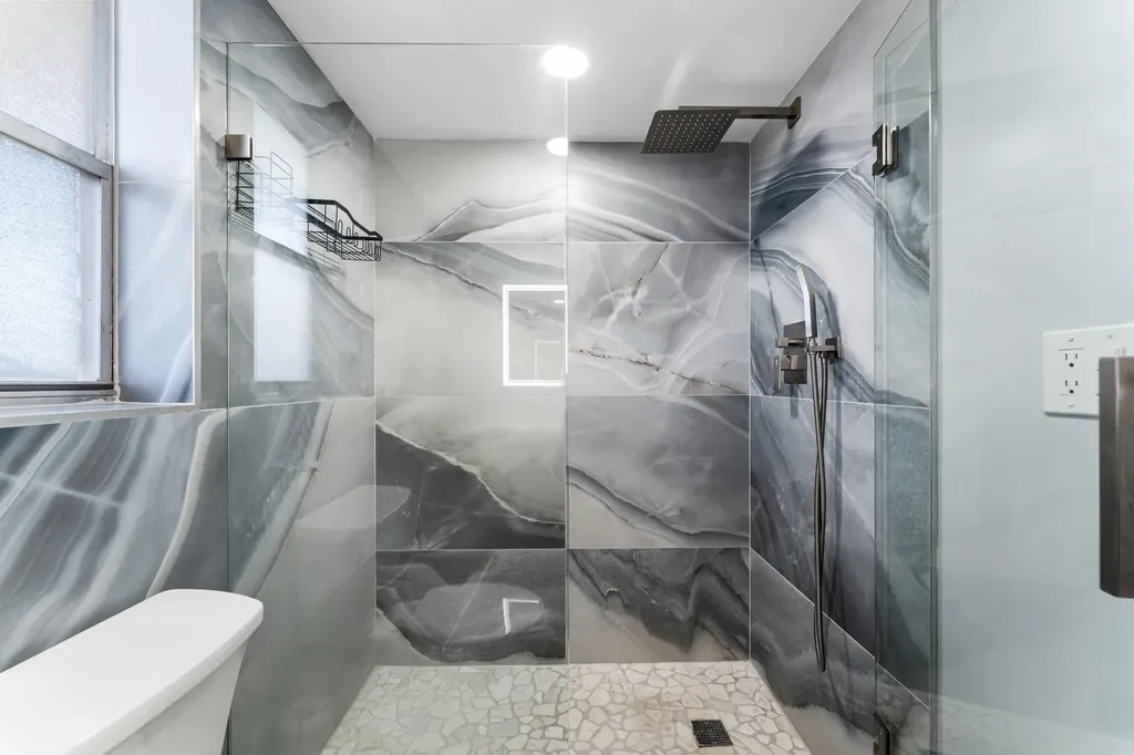 3654 Via Poinciana Lake Worth FL 33467