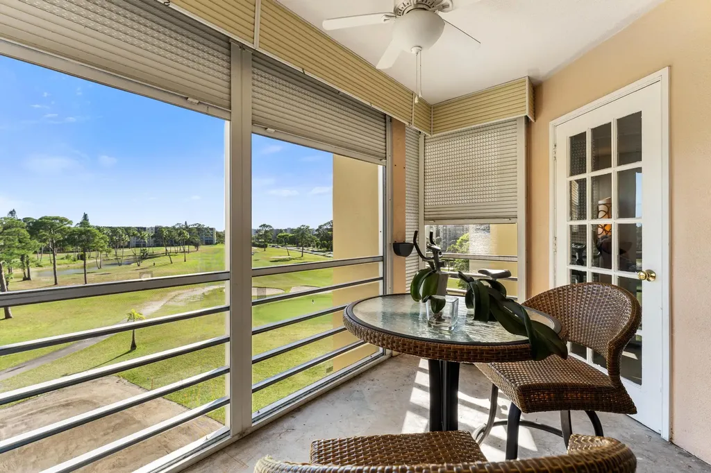 3654 Via Poinciana Lake Worth FL 33467