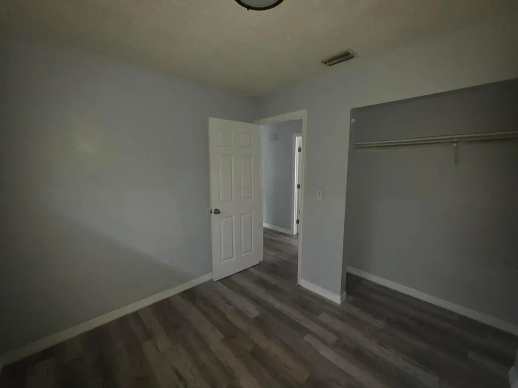 5006 Sanibel Avenue Fort Pierce FL 34951