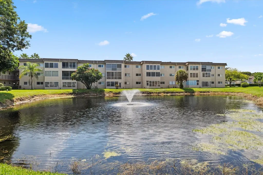 719 Lori Drive Palm Springs FL 33461