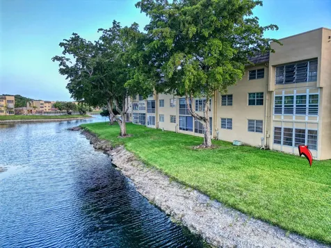 5940 NW 64th Avenue Tamarac FL 33319