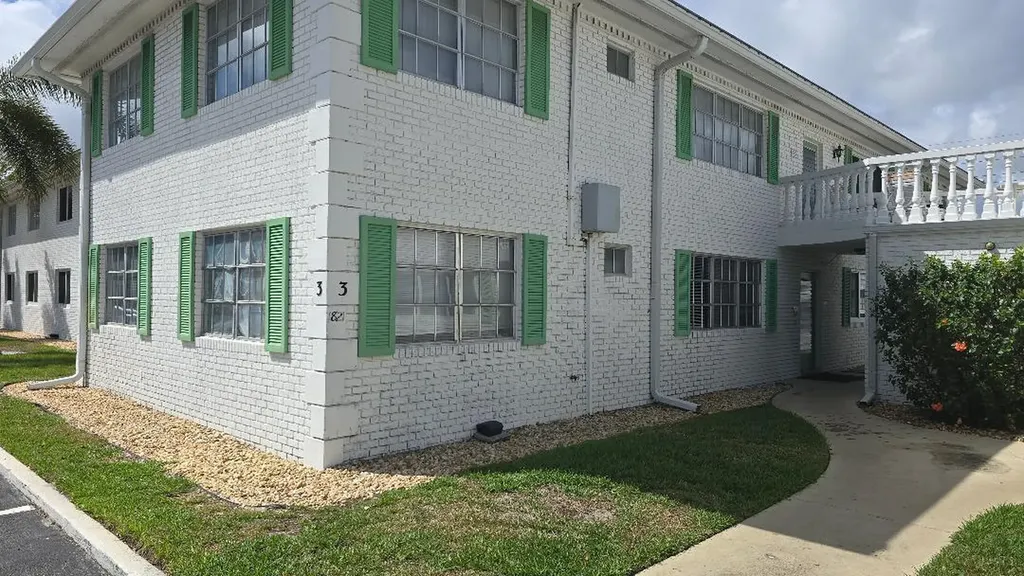 1821 NE 62nd Street Fort Lauderdale FL 33308
