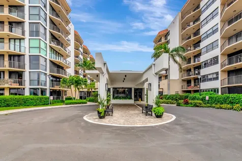 899 Jeffery Street Boca Raton FL 33487