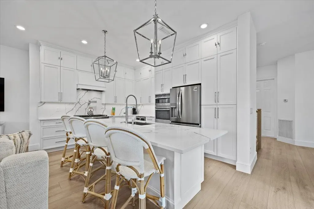 877 Taft Court Palm Beach Gardens FL 33410