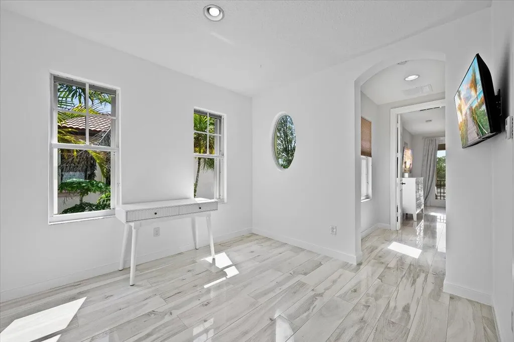 877 Taft Court Palm Beach Gardens FL 33410