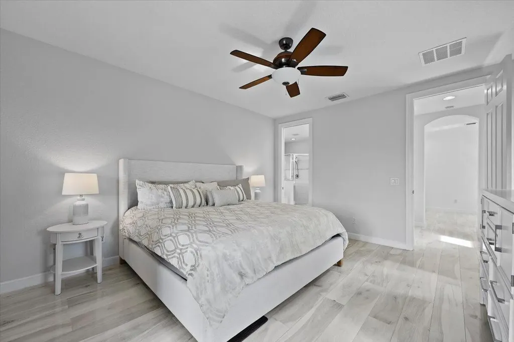 877 Taft Court Palm Beach Gardens FL 33410