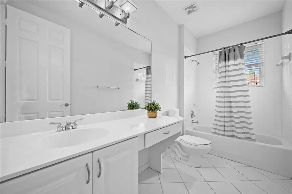 877 Taft Court Palm Beach Gardens FL 33410