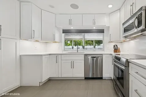 746 SW 2nd Street Boca Raton FL 33486