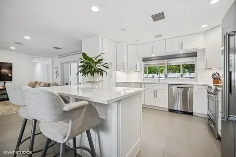 746 SW 2nd Street Boca Raton FL 33486