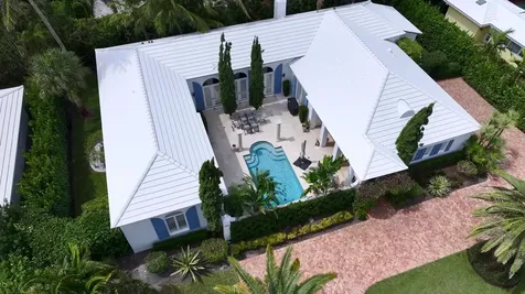 2258 E Ibis Isle Road Road E Palm Beach FL 33480