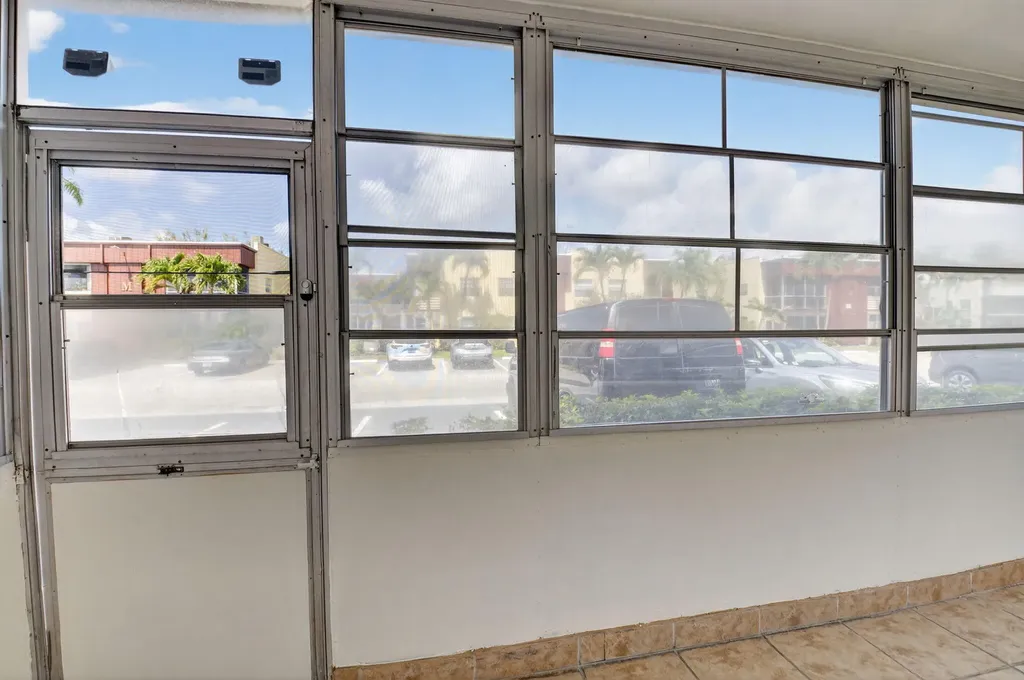 642 N Flanders N Delray Beach FL 33484